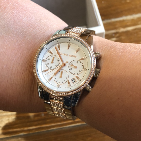 Michael kors Two tone women’s watch - Picture 3 of 4